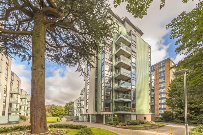 2 Bedroom Flat To Rent In Hornsey Lane, London, N6