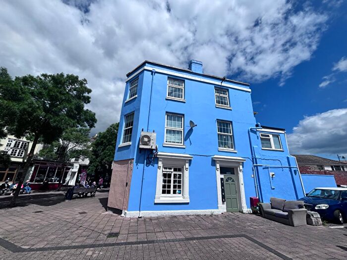 1 Bedroom Flat To Rent In Northumberland Place, Teignmouth, TQ14
