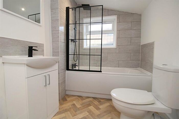 3 Bedroom Terraced House To Rent In Lyle Street, Mountain Ash, CF45