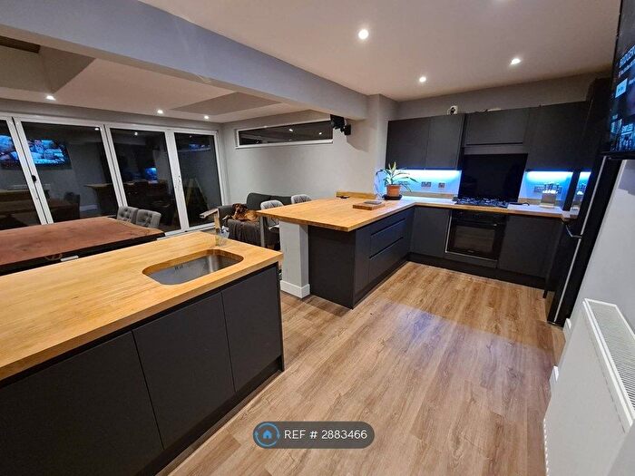 2 Bedroom Bungalow To Rent In Tregrea Estate, Camborne, TR14