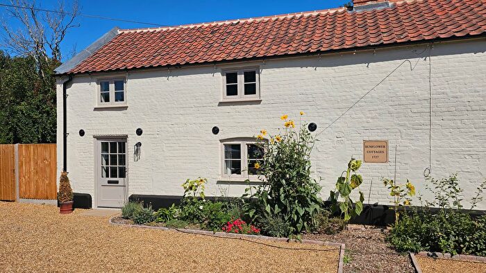 3 Bedroom Semi-Detached House For Sale In Stubb Road, Hickling, Norwich, NR12