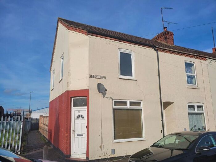 3 Bedroom End Of Terrace House To Rent In Abbey Road, Northampton, NN4