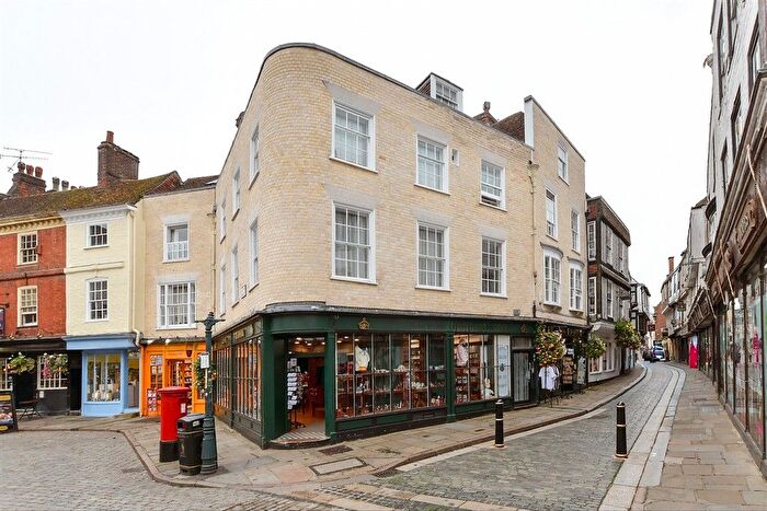 2 Bedroom Flat For Sale In Mercery Lane, Canterbury, Kent, CT1