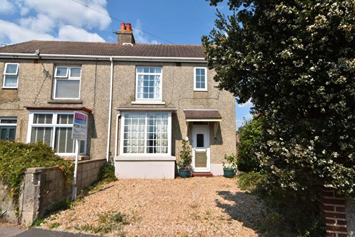 3 Bedroom Semi-Detached House For Sale In Carnarvon Road, PO12