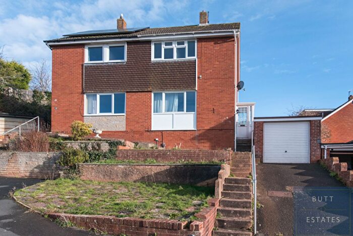 3 Bedroom Semi Detached House For Sale In Aller Vale Close, Exeter, EX2