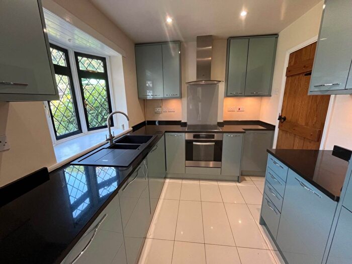 3 Bedroom Link Detached House To Rent In Pound Piece, Hungerford, RG17