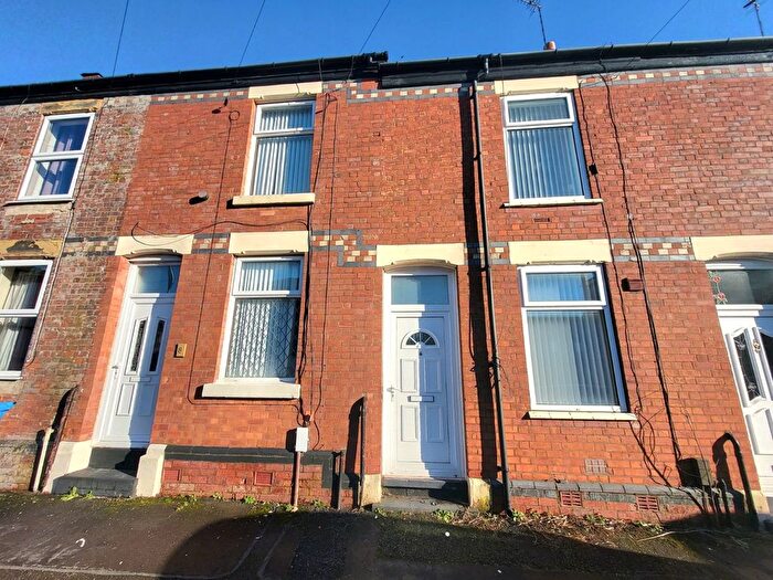 2 Bedroom Terraced House To Rent In Cromwell Street, Heaton Norris, Stockport, SK4