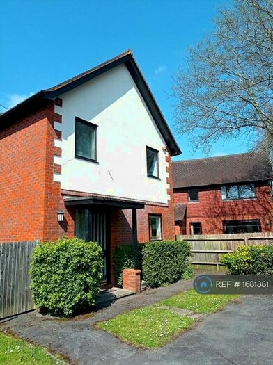 2 Bedroom Detached House To Rent In Church Lane, Oxted, RH8