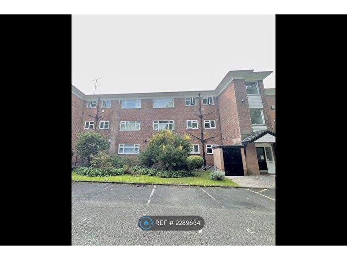 2 Bedroom Flat To Rent In Riverside Court, Manchester, M20