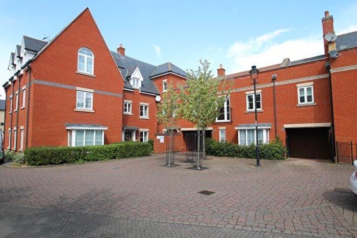 2 Bedroom Flat To Rent In Sloeberry Road, Ipswich, IP3
