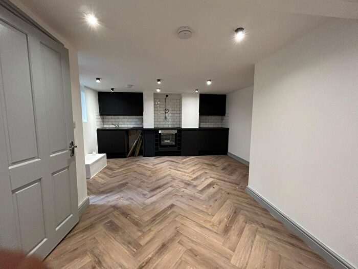 1 Bedroom Studio To Rent In Trentham Avenue, Leeds Basement, LS11