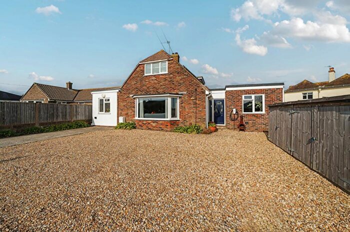 5 Bedroom Detached House For Sale In Grove Road, Selsey, Chichester, PO20