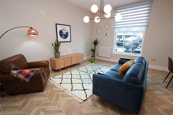 2 Bedroom Flat To Rent In East Circus Street, Nottingham, NG1