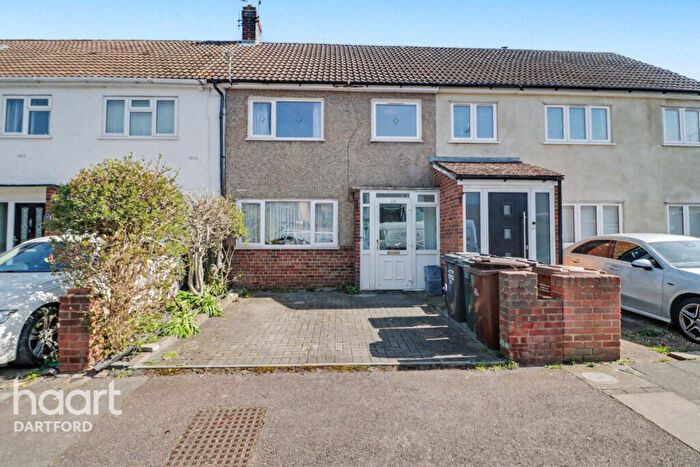 4 Bedroom Terraced House For Sale In Norman Road, Dartford, DA1