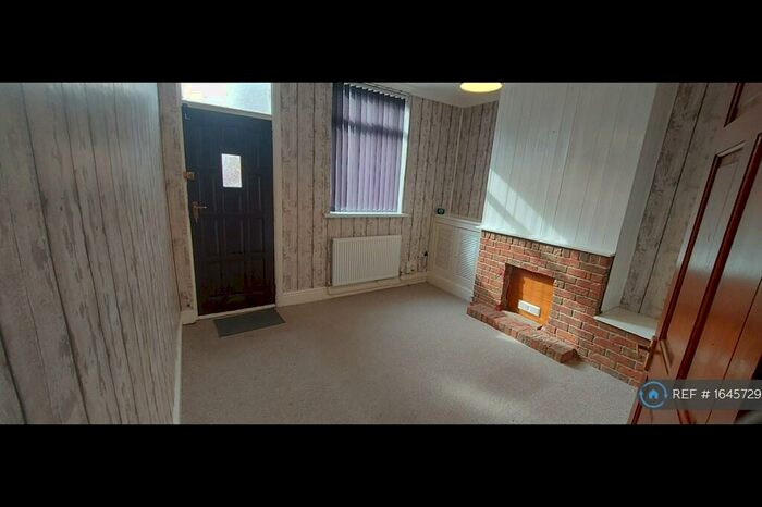 2 Bedroom Terraced House To Rent In Thorpe Street, Ilkeston, DE7