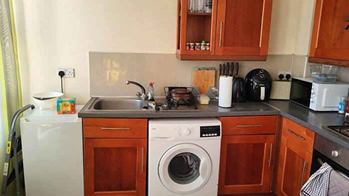 1 Bedroom Flat To Rent In York Place, Brighton, BN1