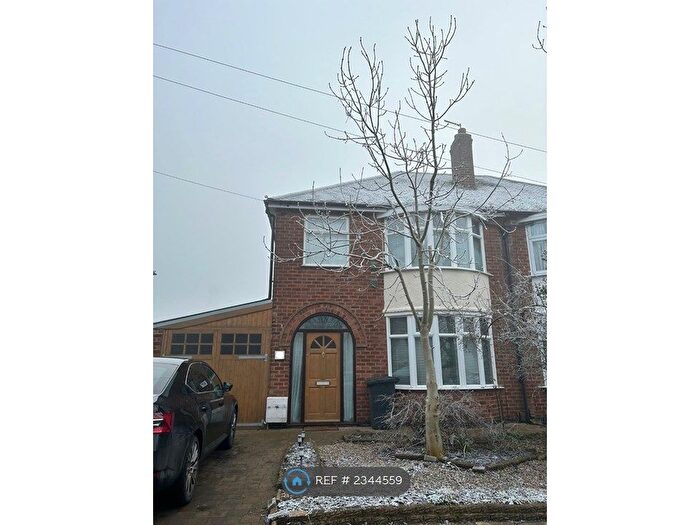 3 Bedroom Semi-Detached House To Rent In Palmerston Boulevard, Leicester, LE2