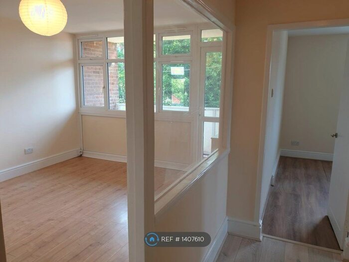 1 Bedroom Flat To Rent In Woolwich, London, SE18