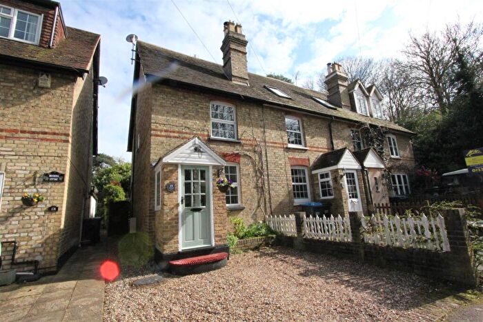 2 Bedroom End Of Terrace House For Sale In Park Lane, Harlow Town Park, CM20