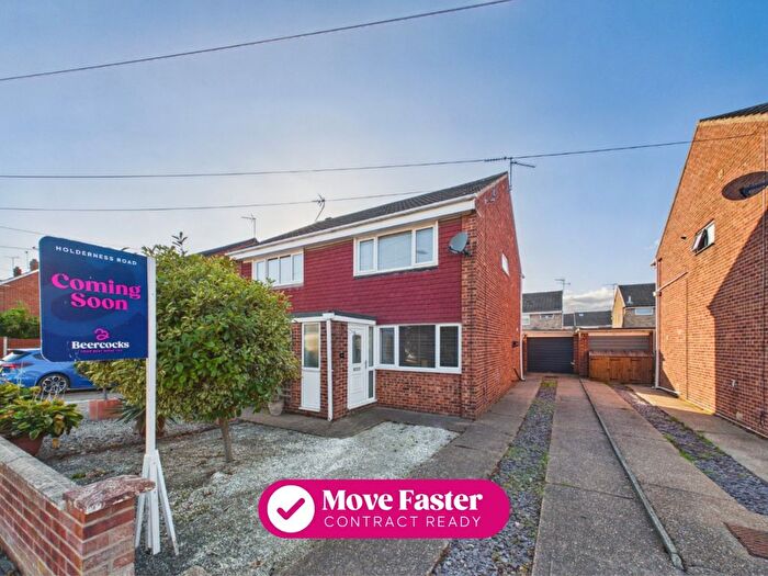 2 Bedroom Semi-Detached House For Sale In Corona Drive, Hull, East Riding Of Yorkshire, HU8