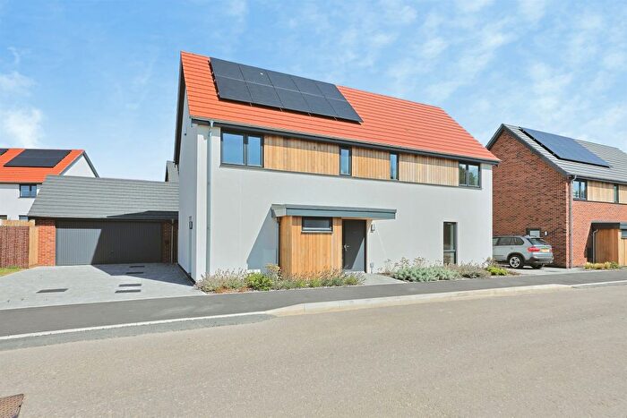 4 Bedroom Detached House For Sale In Swanton Drive, Dereham, NR20