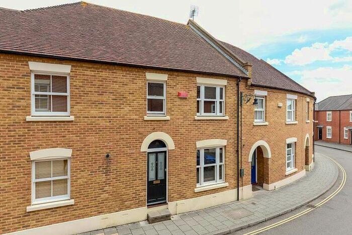 3 Bedroom Terraced House To Rent In Orient Place, Canterbury, CT2
