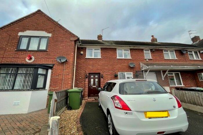 2 Bedroom Property To Rent In Hill Place, Wolverhampton, WV11