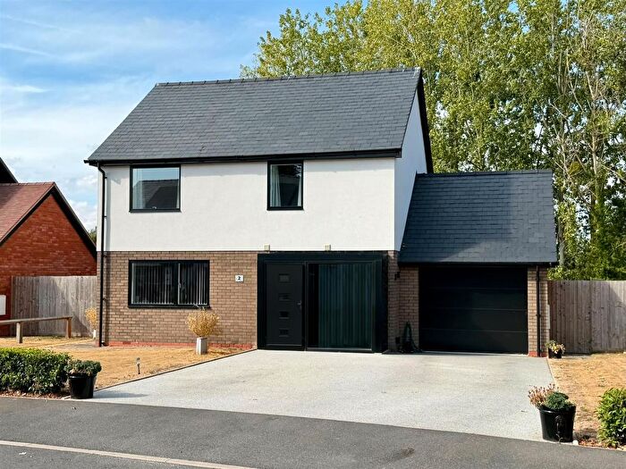 3 Bedroom Property For Sale In The Fairways, Burghill, Hereford, HR4