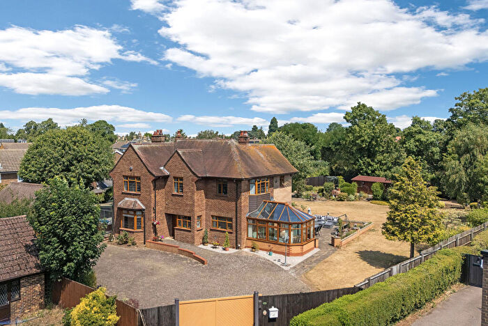 4 Bedroom Detached House For Sale In Mill Lane, Sandy, Bedfordshire, SG19