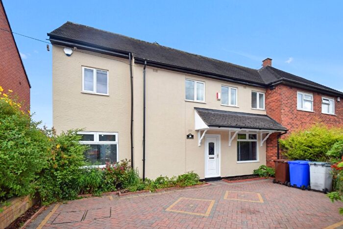 4 Bedroom Semi-Detached House For Sale In Tiverton Road, Stoke-On-Trent, ST2