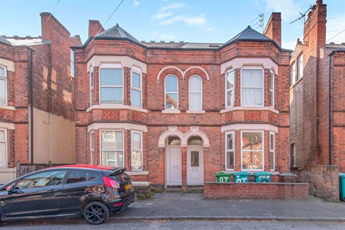 1 Bedroom Flat To Rent In Trinity Avenue, Lenton, NG7