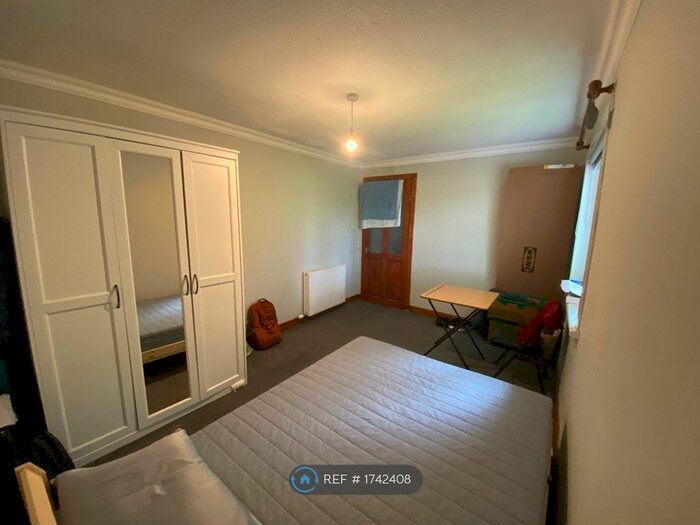 4 Bedroom End Of Terrace House To Rent In Cluny Gardens, Baillieston, Glasgow, G69