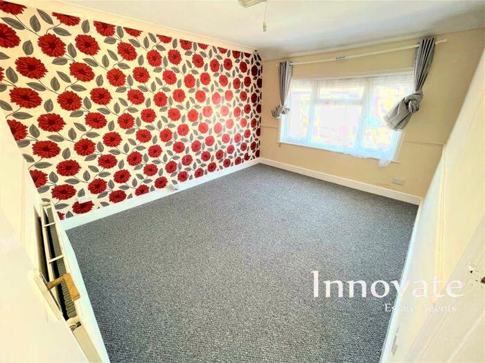 3 Bedroom Flat To Rent In Pottery Road, Oldbury, B68