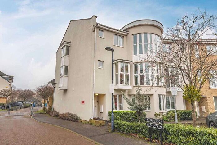 4 Bedroom End Of Terrace House For Sale In Kingsquarter, Maidenhead, SL6