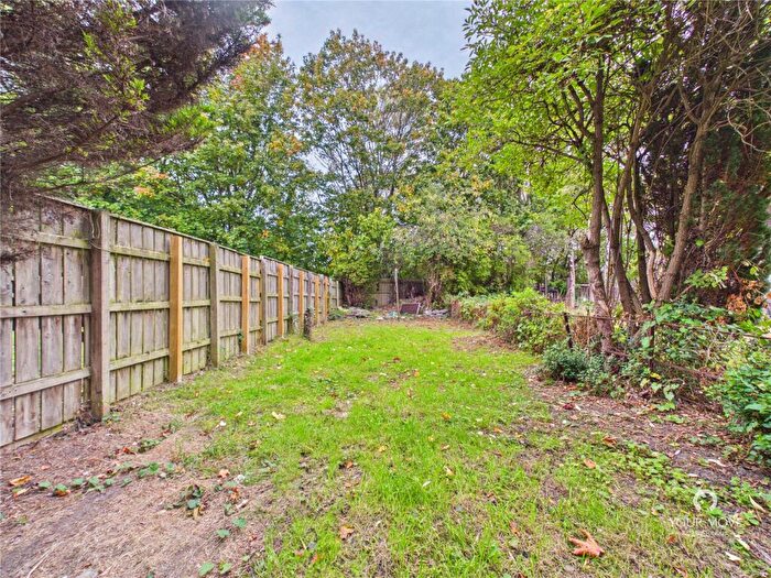2 Bedroom Flat For Sale In Kentmere Avenue, Newcastle Upon Tyne, Tyne And Wear, NE6