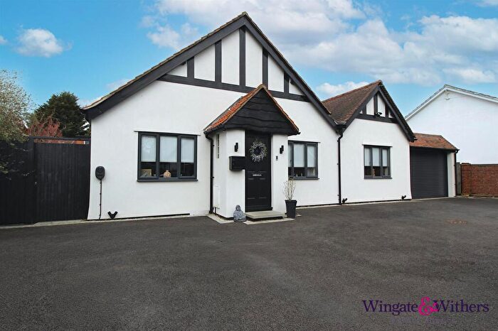 4 Bedroom Detached Bungalow For Sale In Church Road, Byfleet, KT14