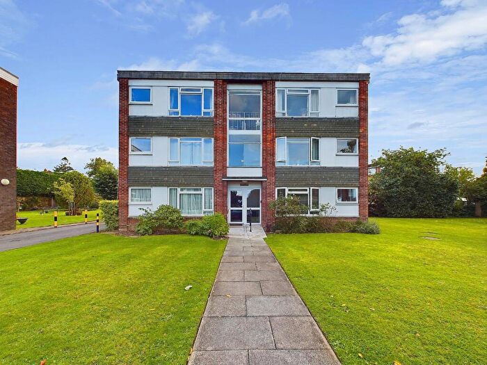 1 Bedroom Flat To Rent In Main Road, Sidcup, Kent, DA14