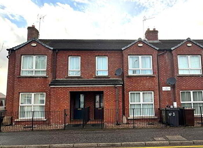 2 Bedroom TownHouse For Sale In Warren Gardens Mews, Lisburn, BT28