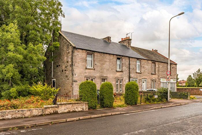 2 Bedroom Flat For Sale In A The Loan, Loanhead, EH20