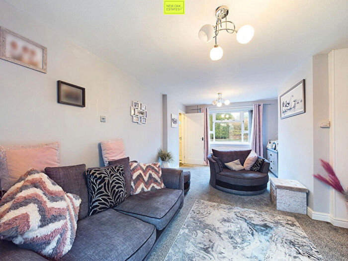 2 Bedroom Semi-Detached House For Sale In Sandringham Close, Calow, S44