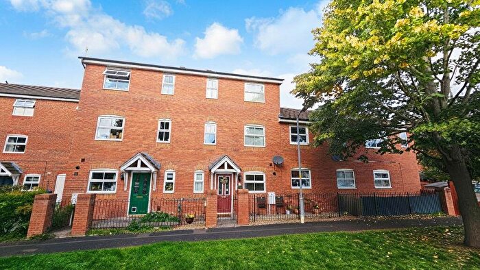 3 Bedroom Terraced House For Sale In Foxwhelp Close, Hereford, HR4