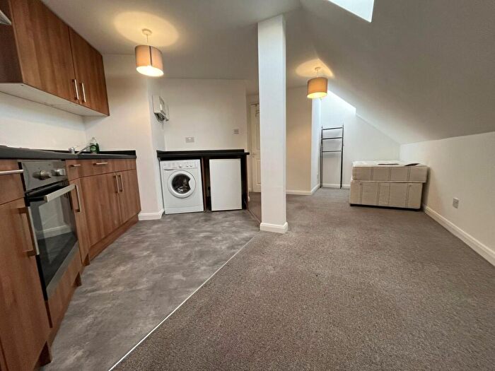 Apartment To Rent In High Street, Orpington, BR6