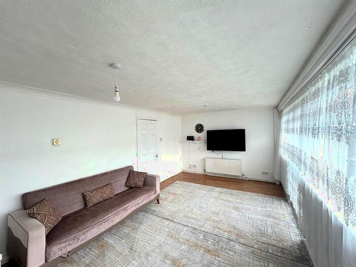 3 Bedroom Maisonette To Rent In Bounces Road, London, N9
