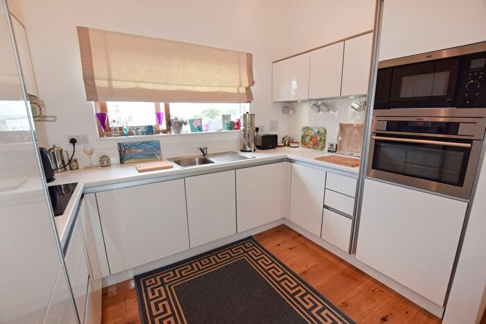 3 Bedroom Detached Bungalow For Sale In Drake Avenue, Yelland, Barnstaple, EX31