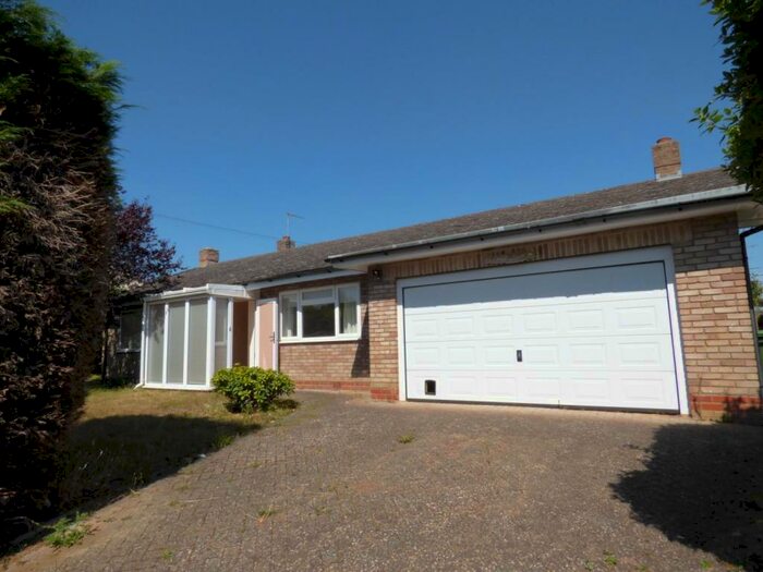 3 Bedroom Detached Bungalow For Sale In Ilmington Road, Blackwell, Shipston-on-Stour, CV36