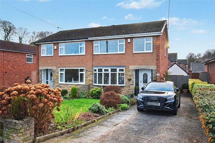 3 Bedroom Semi-Detached House For Sale In Westfield Lane, Kippax, Leeds, West Yorkshire, LS25