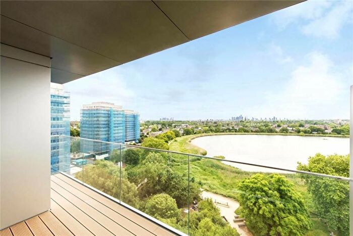 2 Bedroom Flat To Rent In Woodberry Down, London, N4