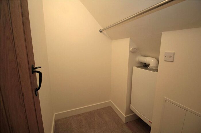 1 Bedroom Maisonette To Rent In Medstead Road, Beech, Alton, Hampshire, GU34