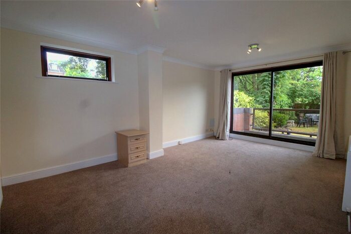 1 Bedroom Maisonette To Rent In Station Road, New Barnet, Barnet, EN5