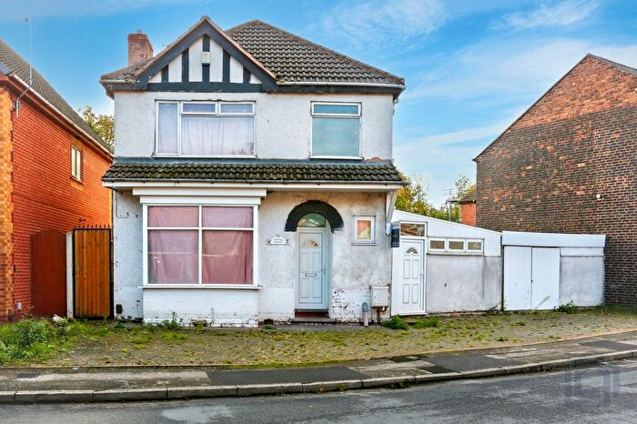 3 Bedroom Detached House For Sale In Newton House Gipsy Lane, Willenhall, WV13